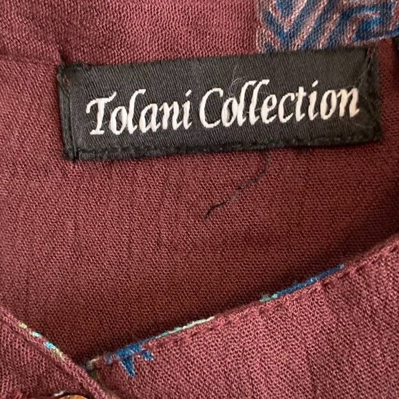 Tolani Collection Button Down Multi Color Floral & Block Top Size Small - Picture 3 of 7